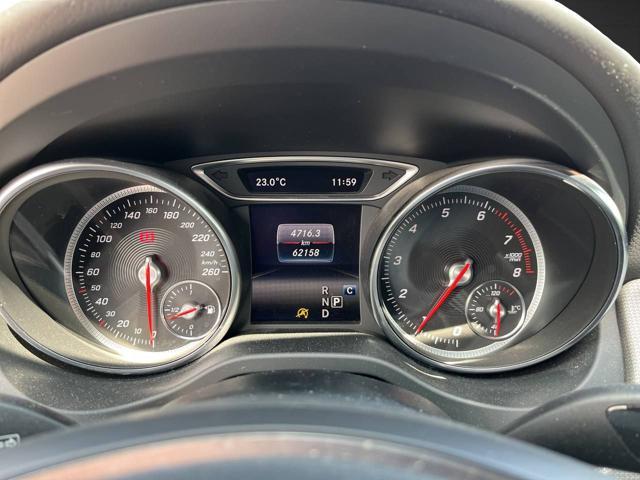 MERCEDES-BENZ GLA 180 Sport