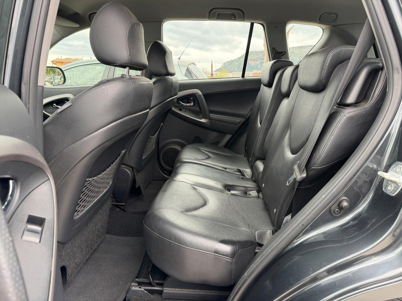 TOYOTA RAV 4 4X4 2008 2.2 DIESEL 136 CV *TAGLIANDATA