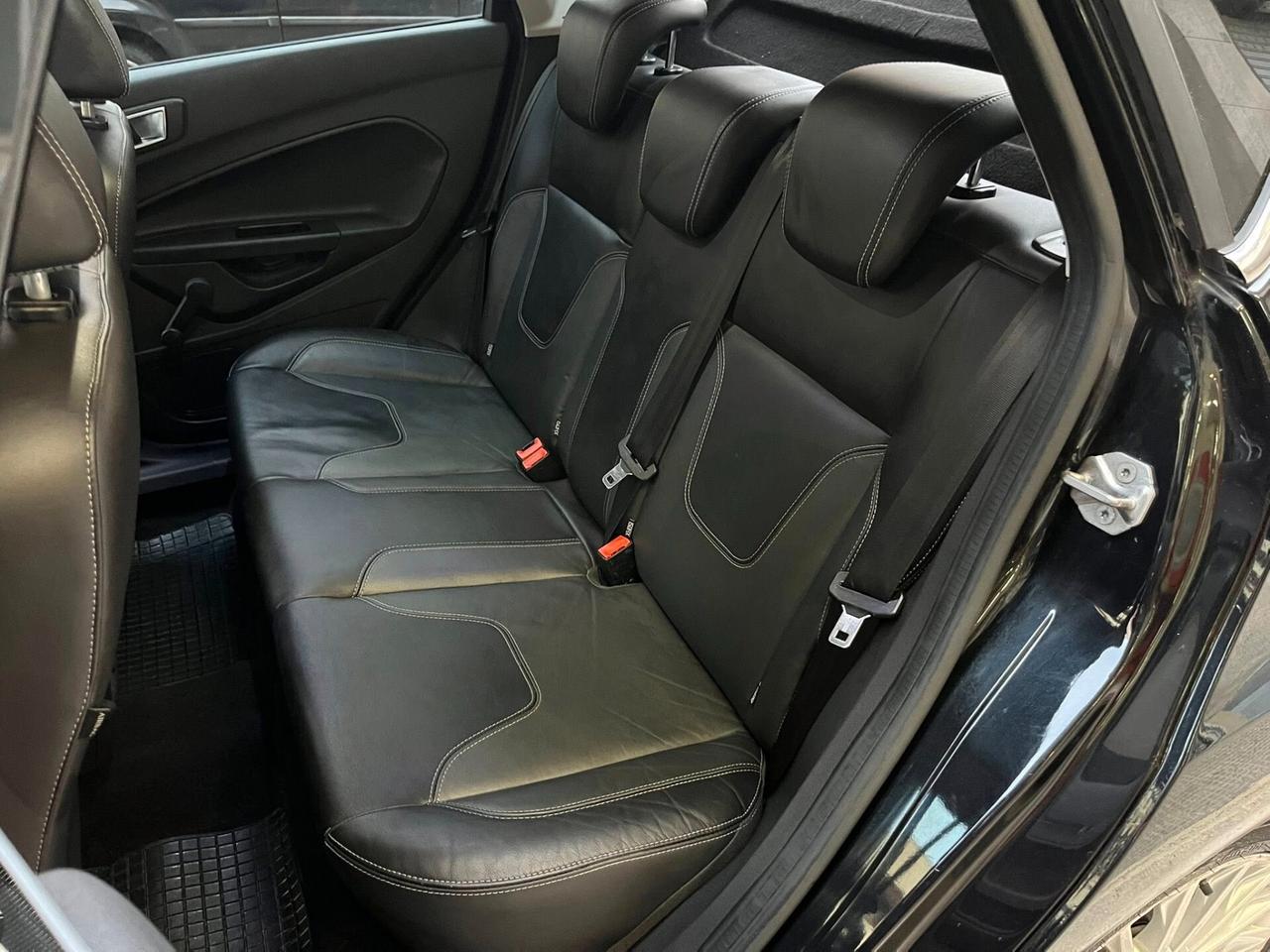 Ford Fiesta 1.5 TDCi 75CV 5 porte Titanium