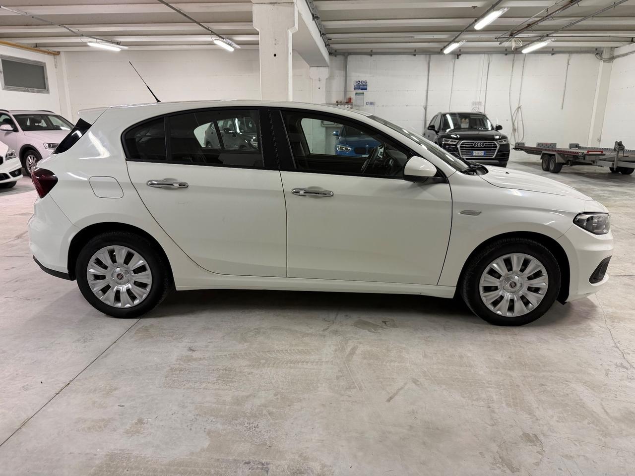 Fiat Tipo 1.3 Mjt S&S 5 porte Easy