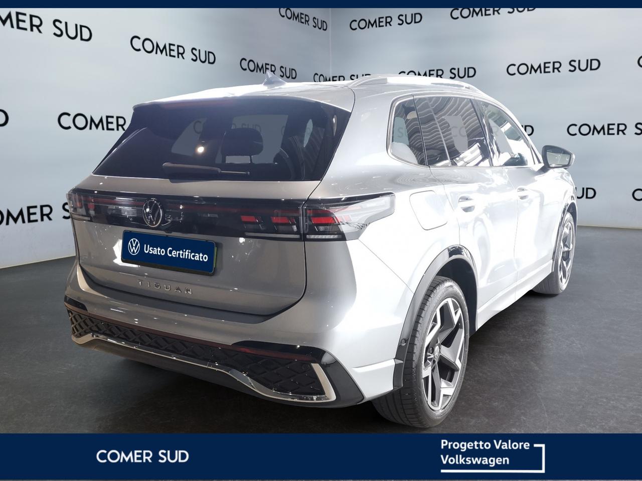 VOLKSWAGEN Tiguan III 2024 - Tiguan 2.0 tdi R-Line 150cv dsg