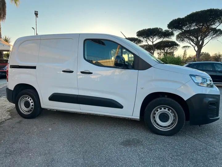 Citroen Berlingo 1.2 puretech VAN 3 POSTI