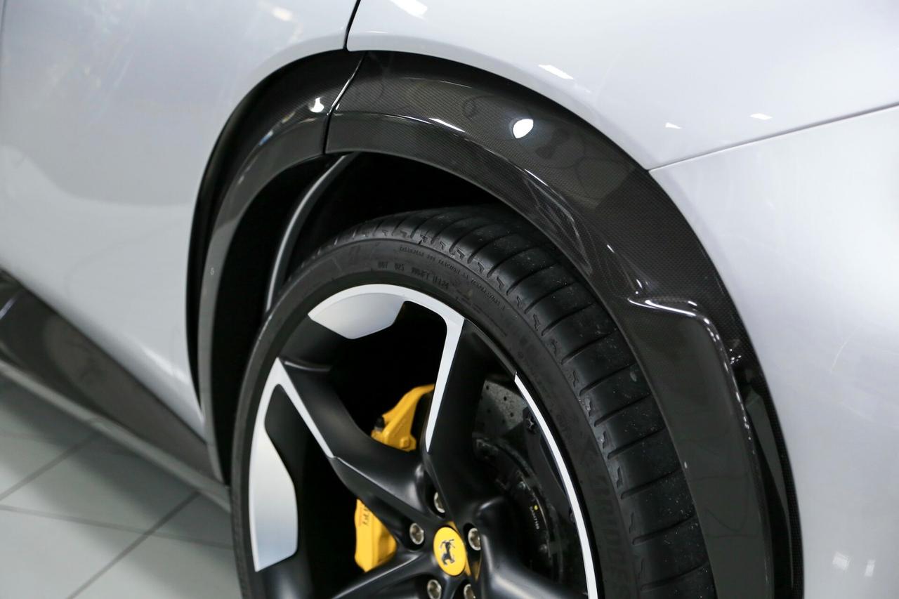 Ferrari Purosangue_ufficiale Italia_full carbon_iva deducibile