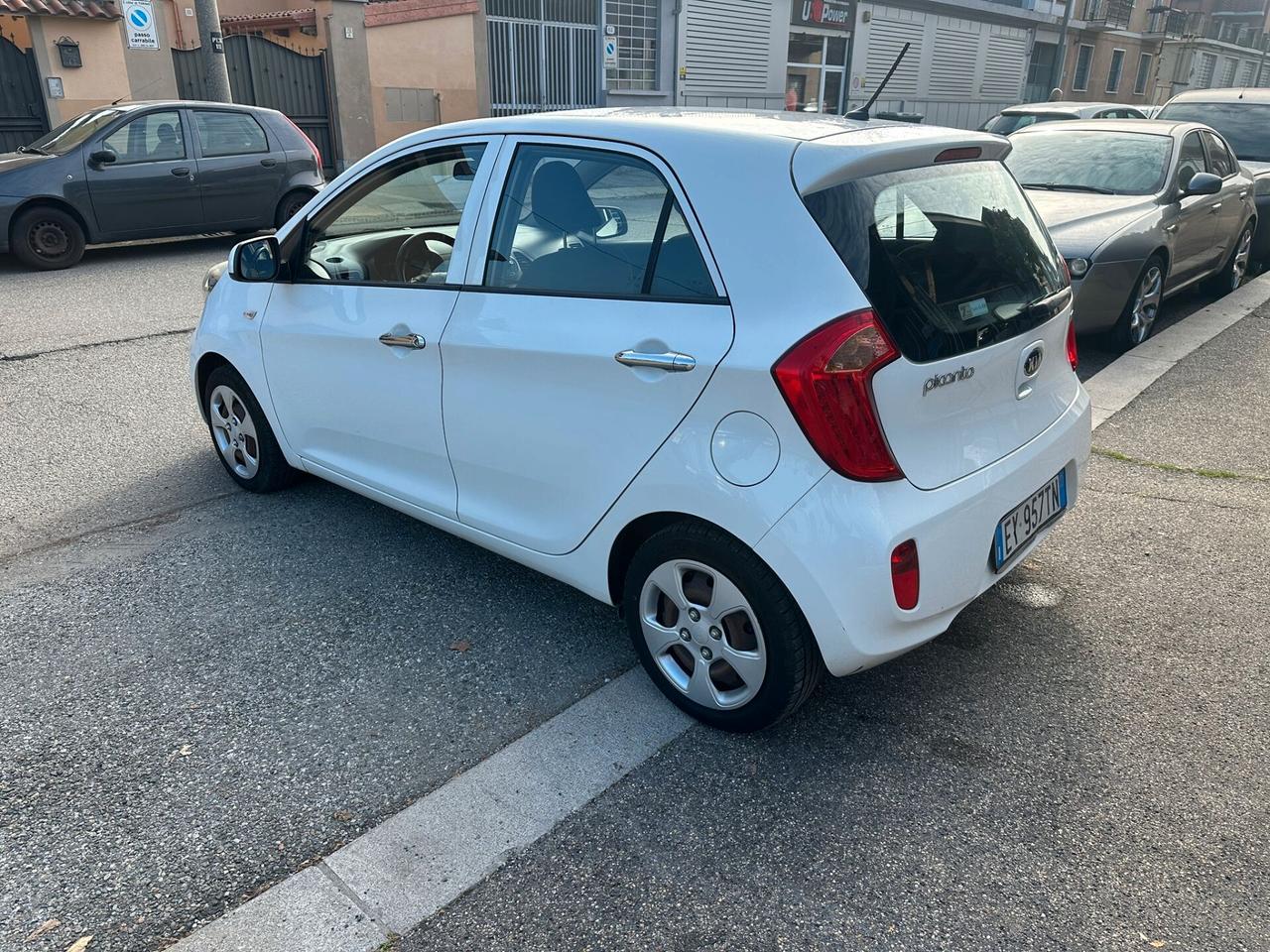 Kia Picanto 1.0 12V EcoGPL 5 porte Glam