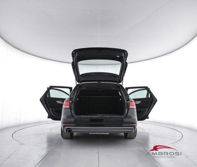 AUDI A4 2.0 TDI 150 CV Business Sport