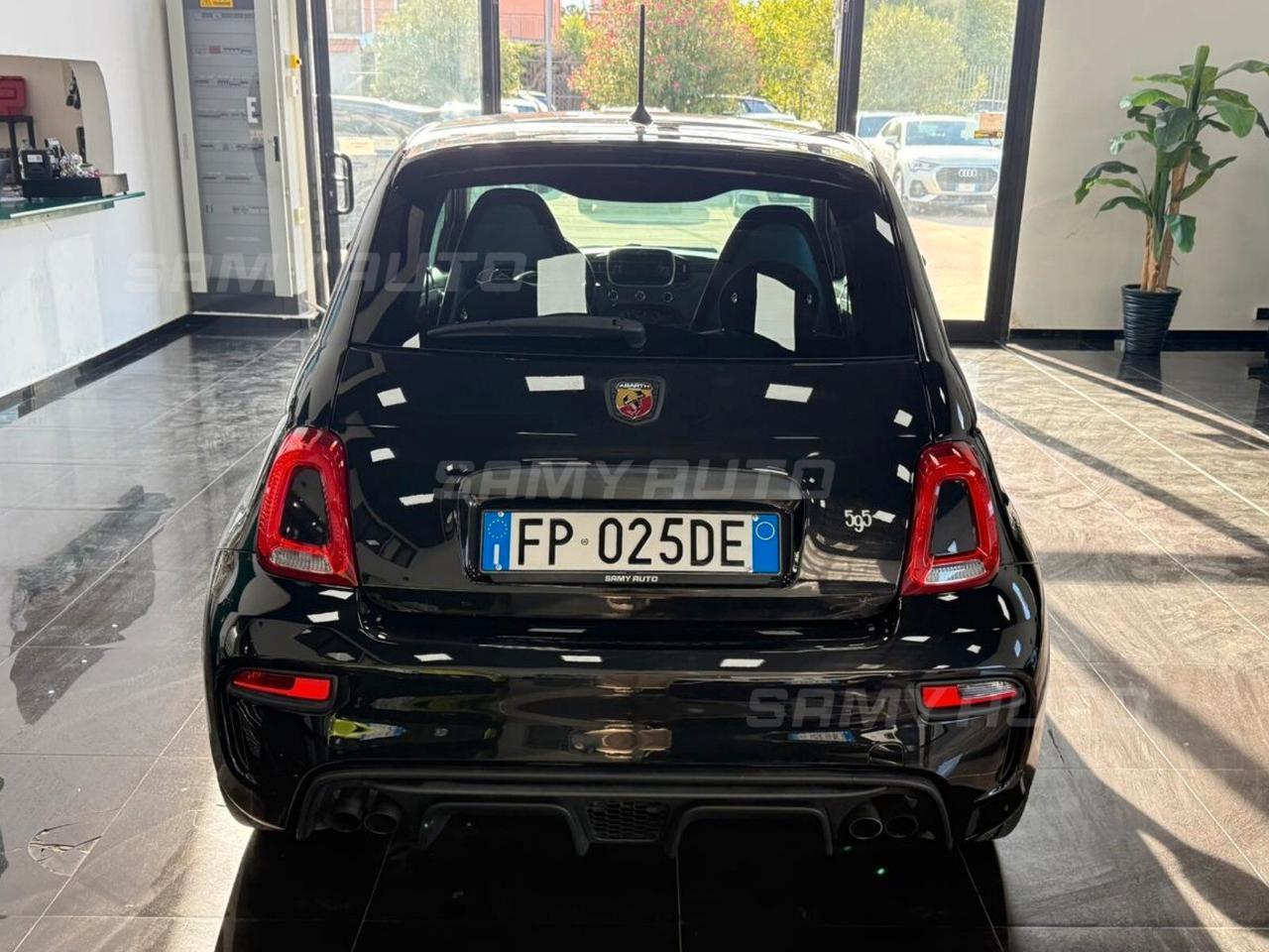 Abarth 595 1.4 Turbo T-Jet 180 CV Competizione