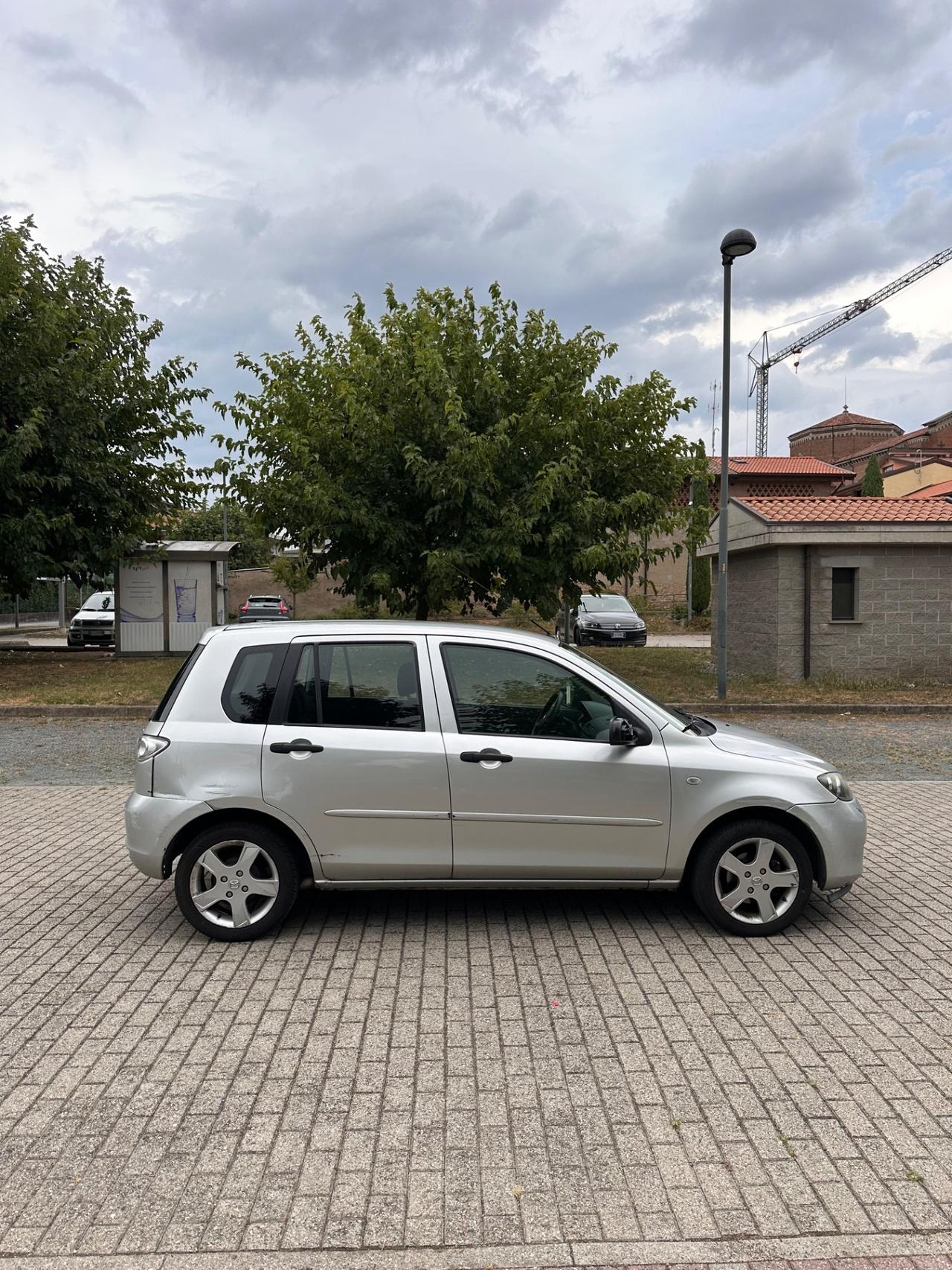 Mazda 2 Mazda2 1.2 16V 5p. Sony Ericsson