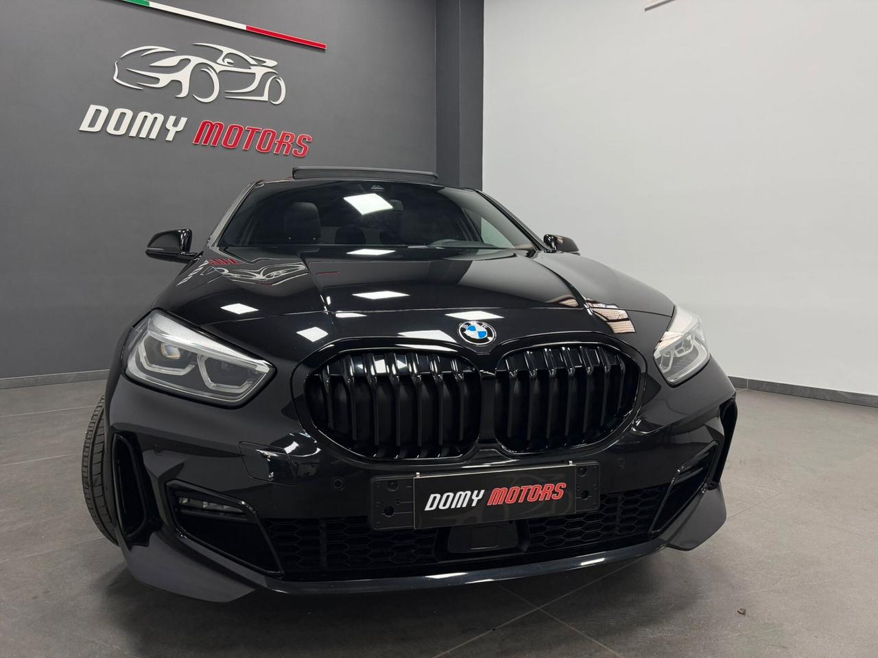 Bmw 118 118d 5p. Msport