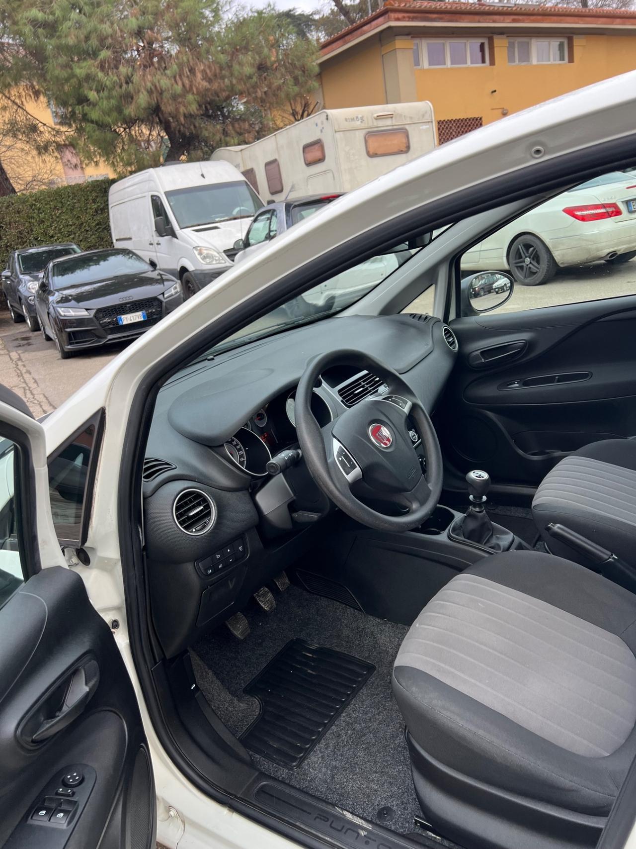 Fiat Punto 1.4 8V 5 porte Natural Power Street