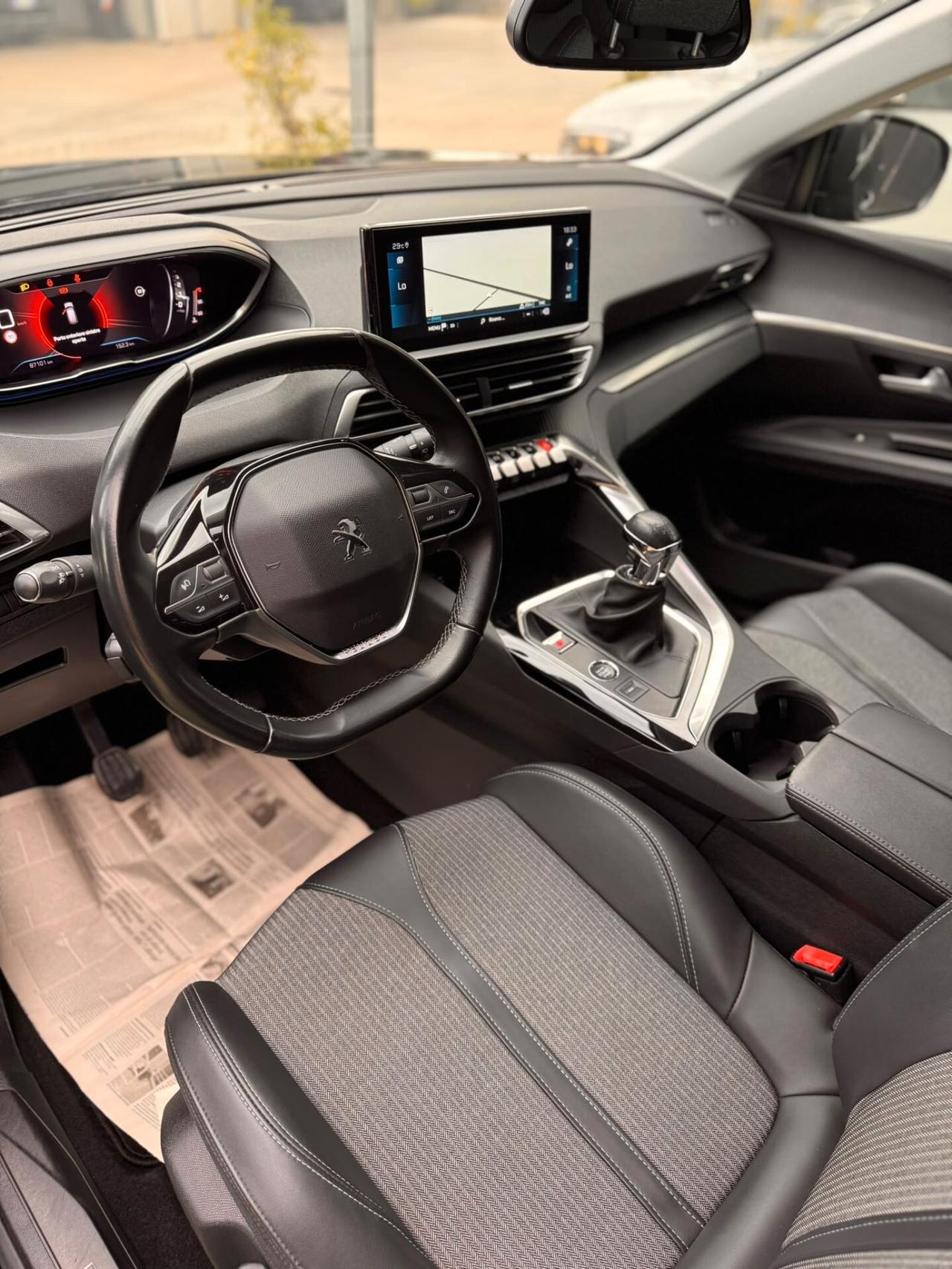 Peugeot 3008 1.5 BlueHDi 130CV S&S Allure