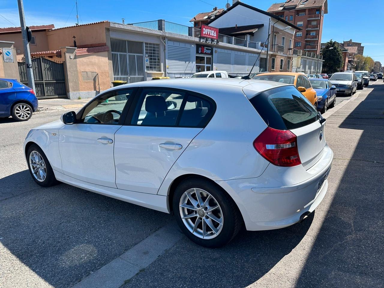Bmw 118 118d 2.0 143CV cat 5 porte Futura