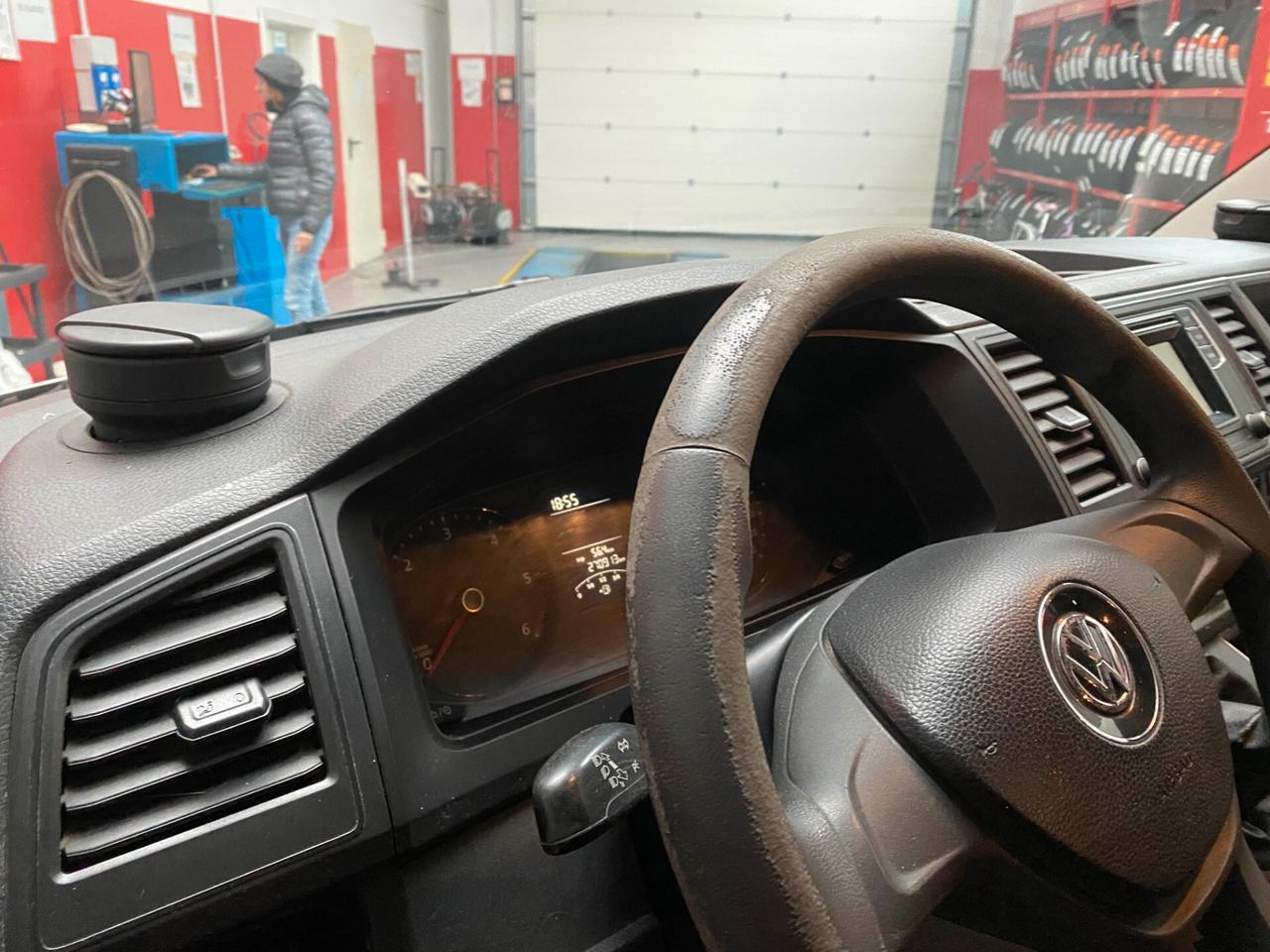 Volkswagen Transporter 2.0 TDI PC Kombi T6