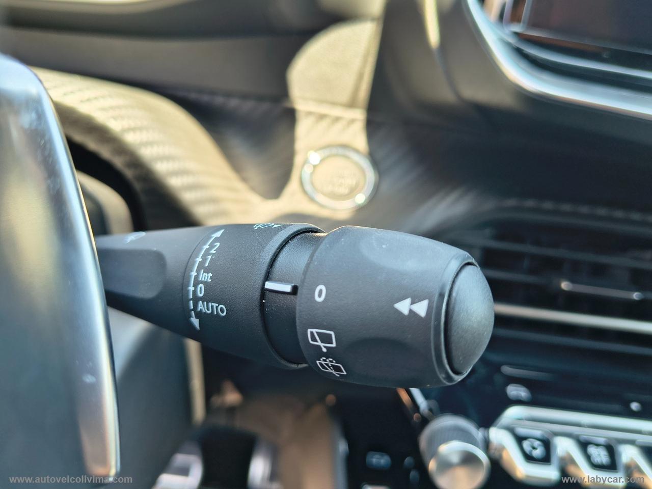 PEUGEOT 208 Hybrid 136 e-DCS6 GT