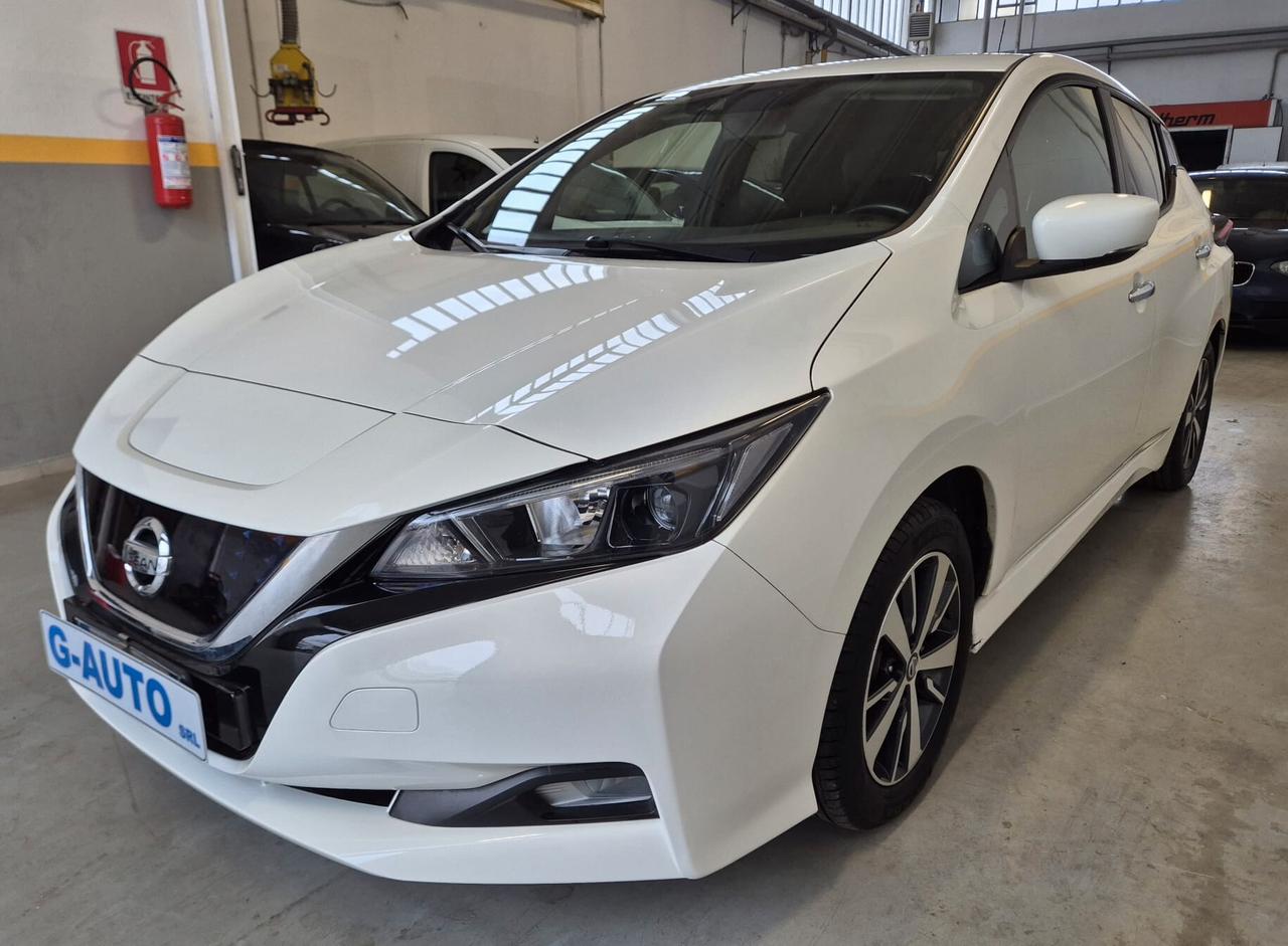 Nissan Leaf 40 kwh Solo 28.000 km