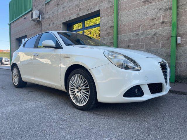ALFA ROMEO Giulietta 2.0 JTDM 140CV SENSORI PARCHEGGIO CERCHI 17"