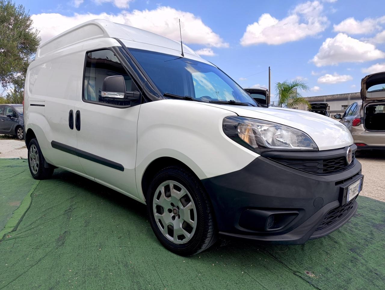 Fiat Doblò 1.6 MJT 105CV Cargo Maxi XL Lounge - 2019