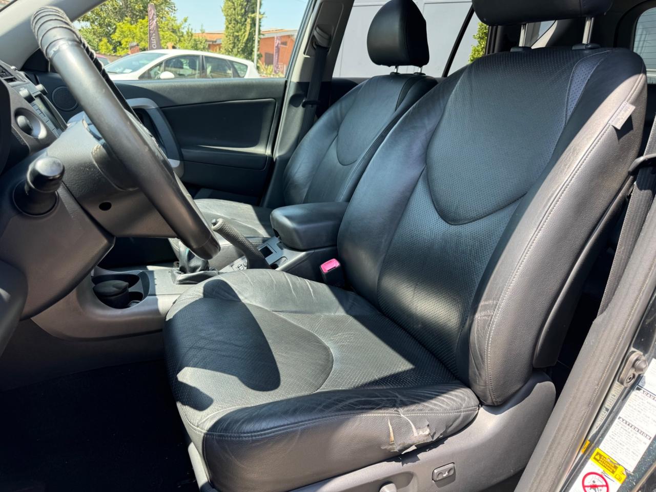 Toyota RAV 4 RAV4 2.2 D-4D 177 CV Luxury