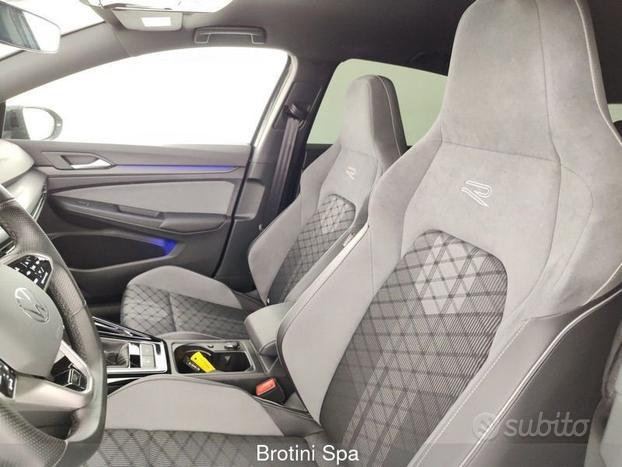 Volkswagen Golf 2.0 TDI 150 CV SCR R-Line