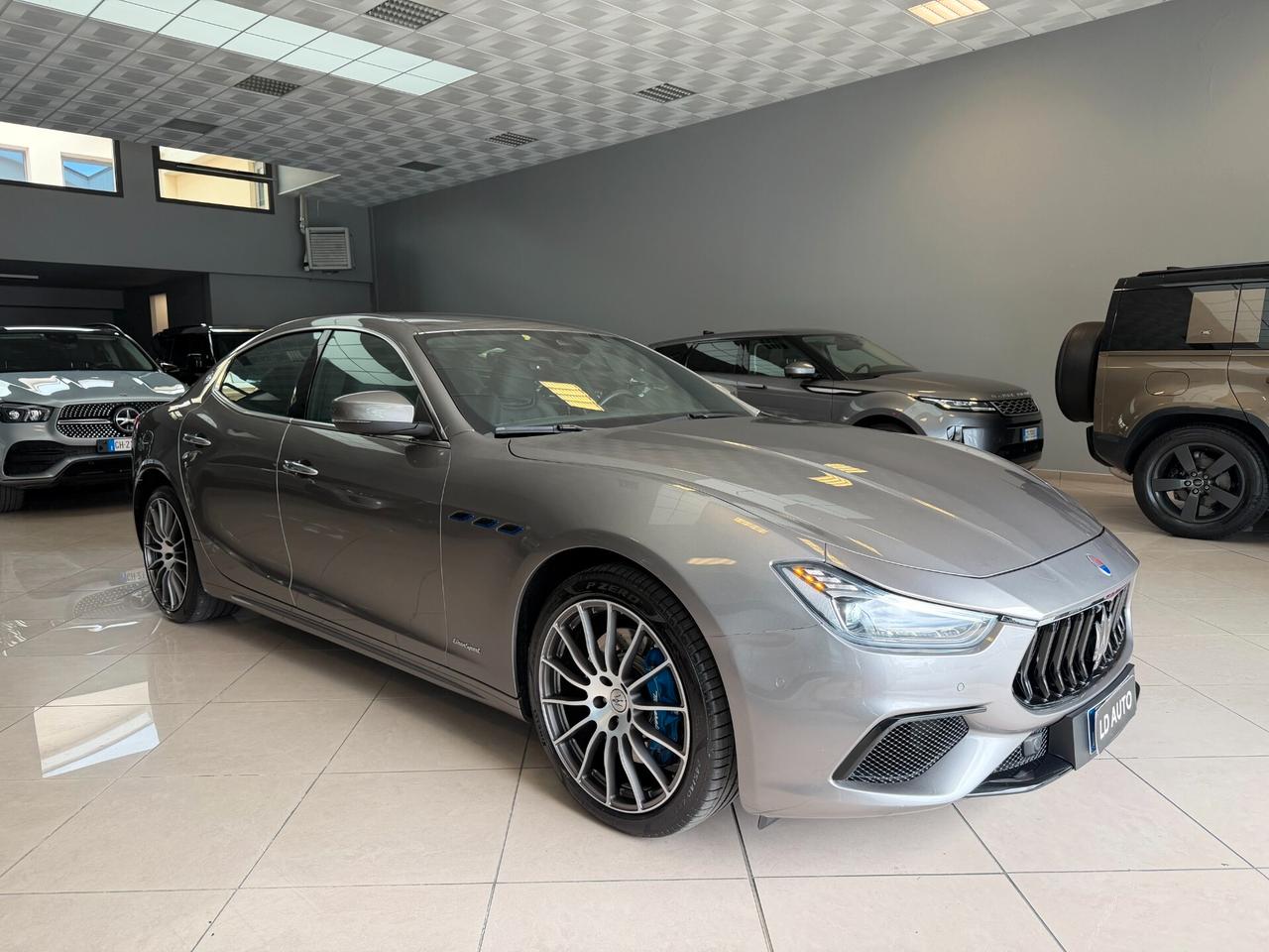 Maserati Ghibli L4 330 CV MHEV Gransport