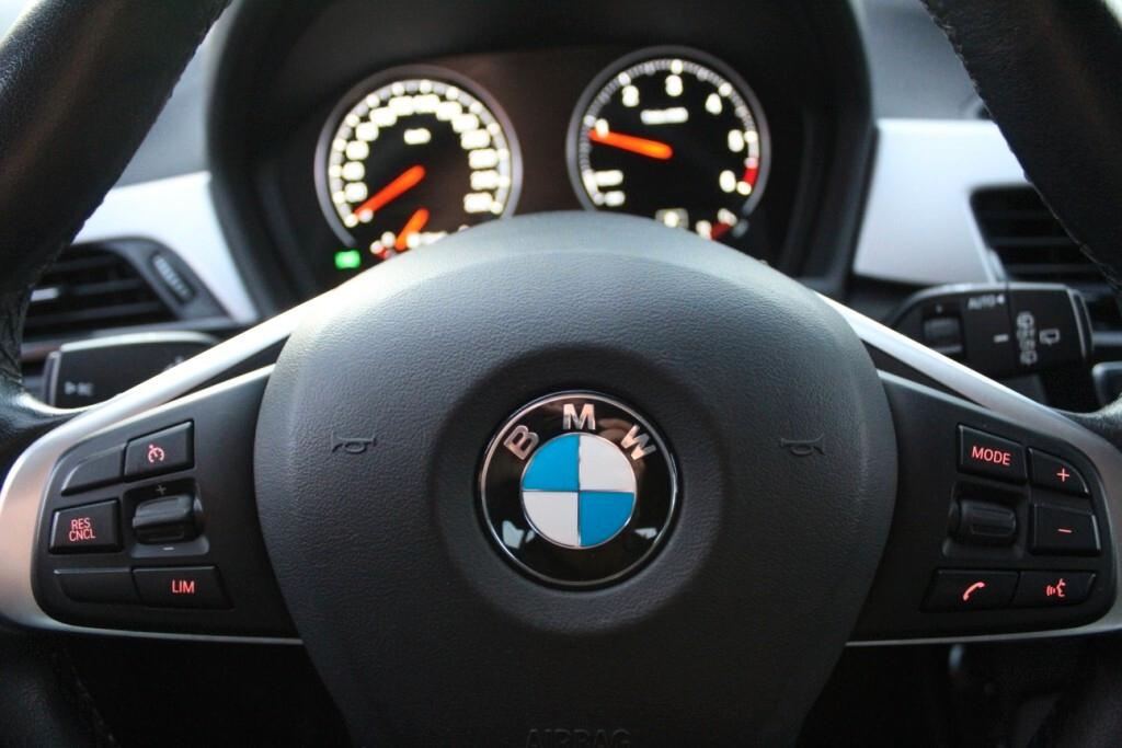 BMW X2 sDrive 18d Automatic *FULL LED