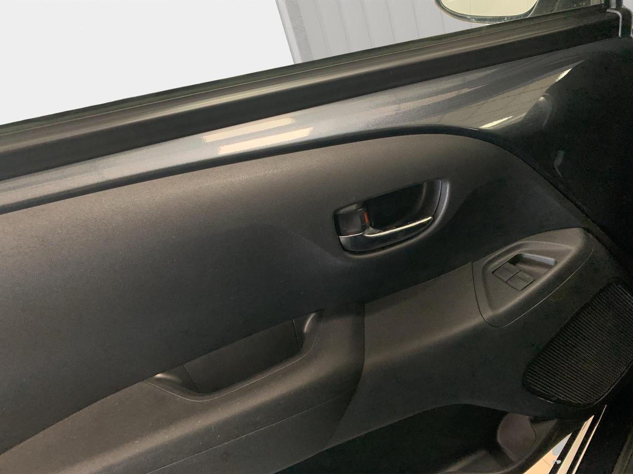 Toyota Aygo 5p 1.0 x-play 72cv