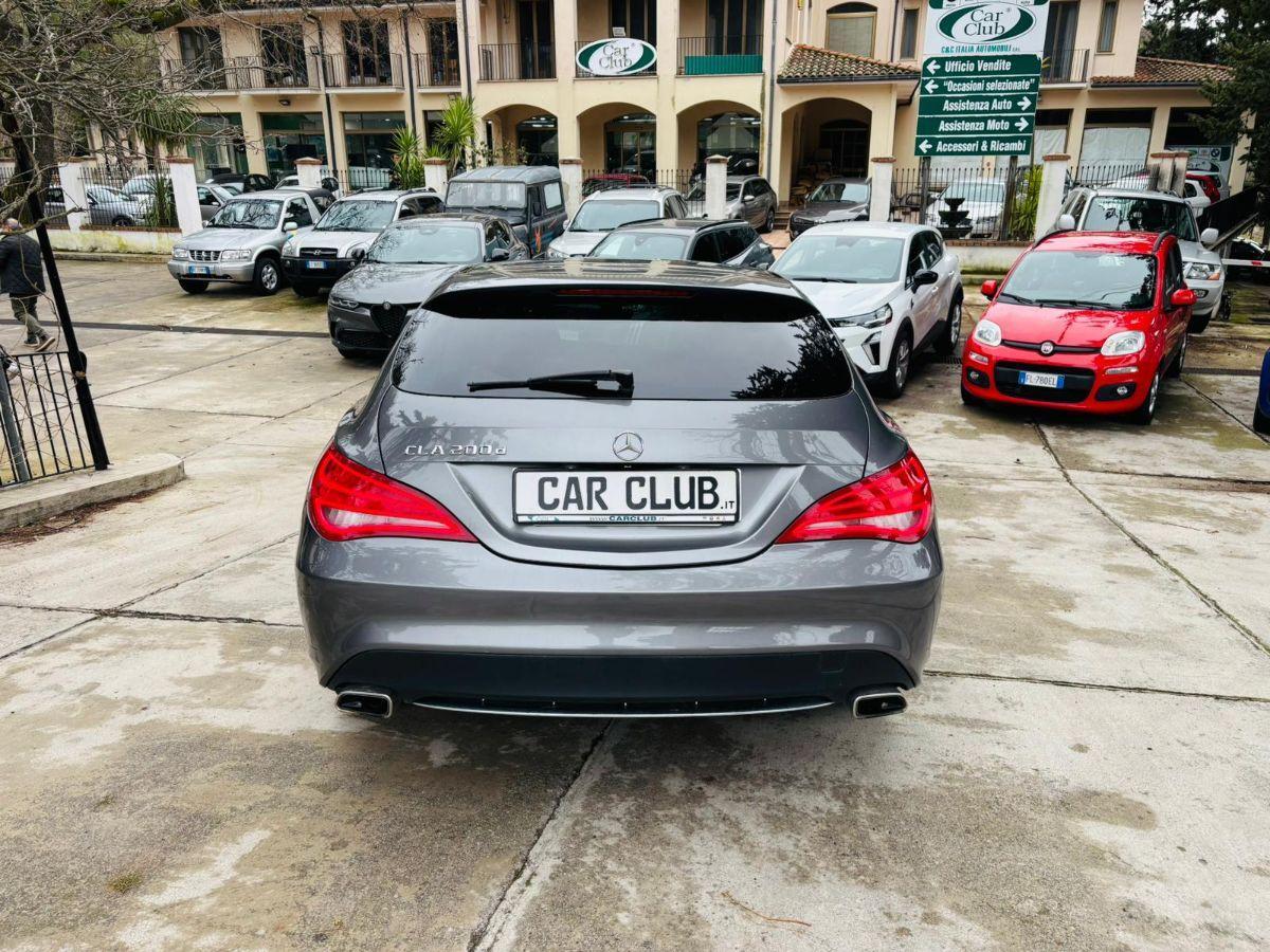 Mercedes CLA 200 d Shooting Brake S.W. Automatic Premium