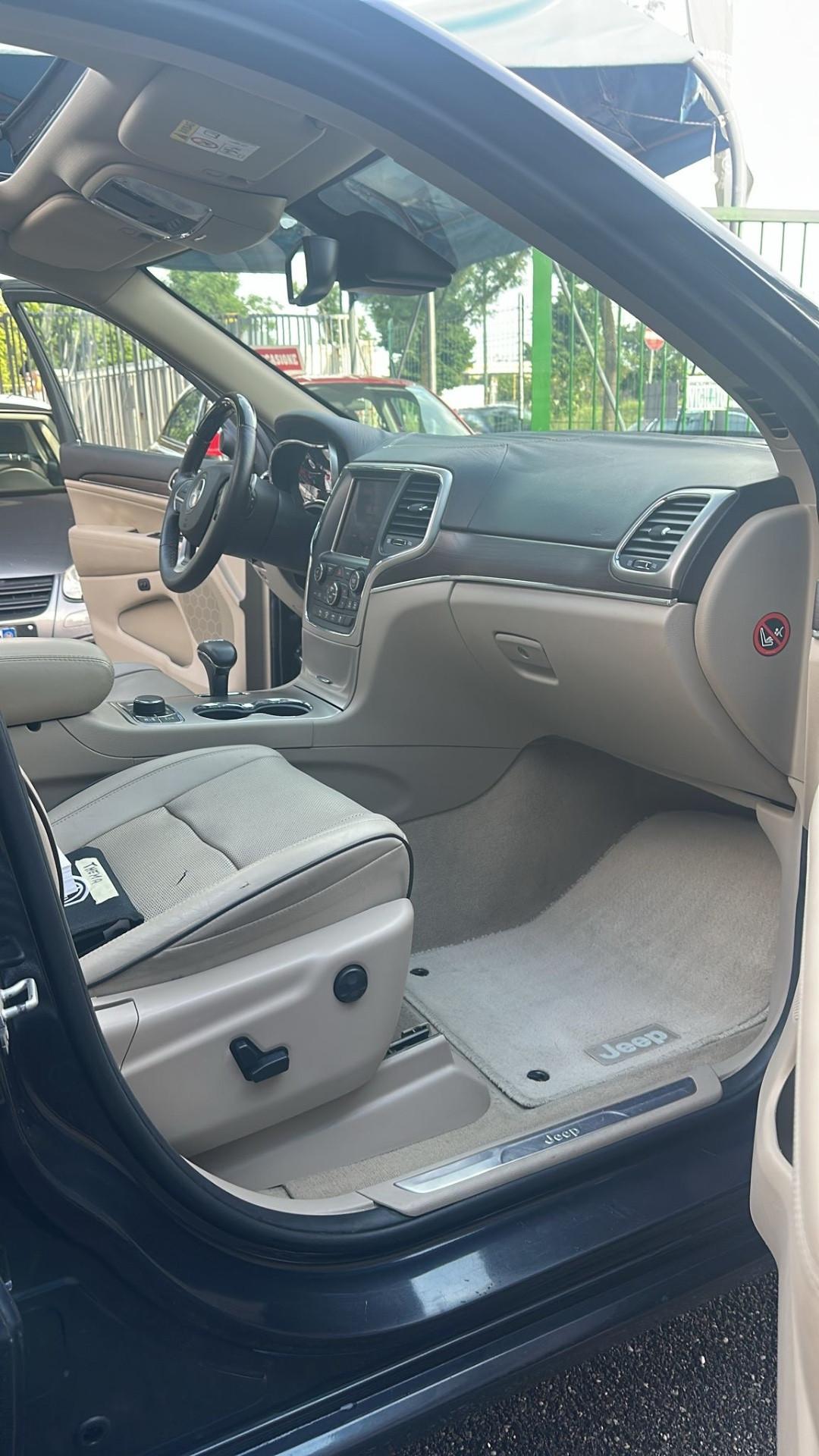 Jeep Grand Grand Cherokee 3.0 V6 CRD 250 CV Multijet II Overland