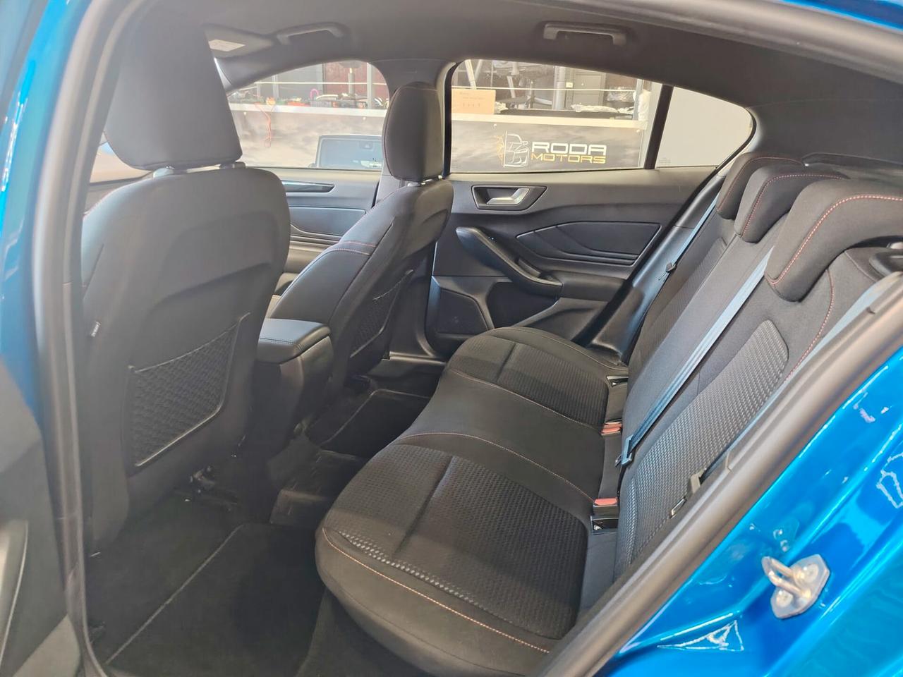 Ford Focus 1.0 EcoBoost Hybrid 125 CV 5p. ST-Line