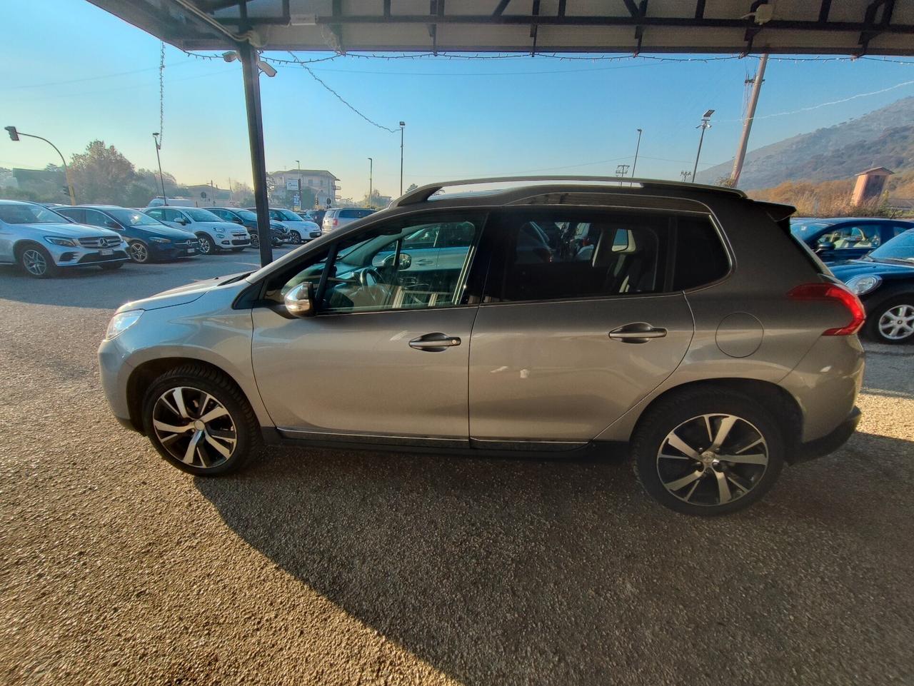 Peugeot 2008 BlueHDi 100 S&S Allure