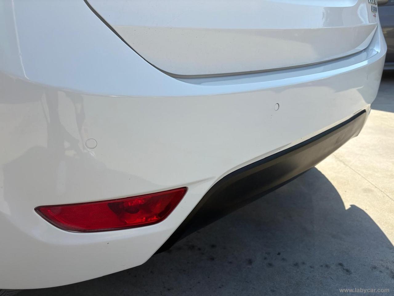 HYUNDAI ix20 1.4 CRDI 90 CV Classic PER NEOPATENTATI