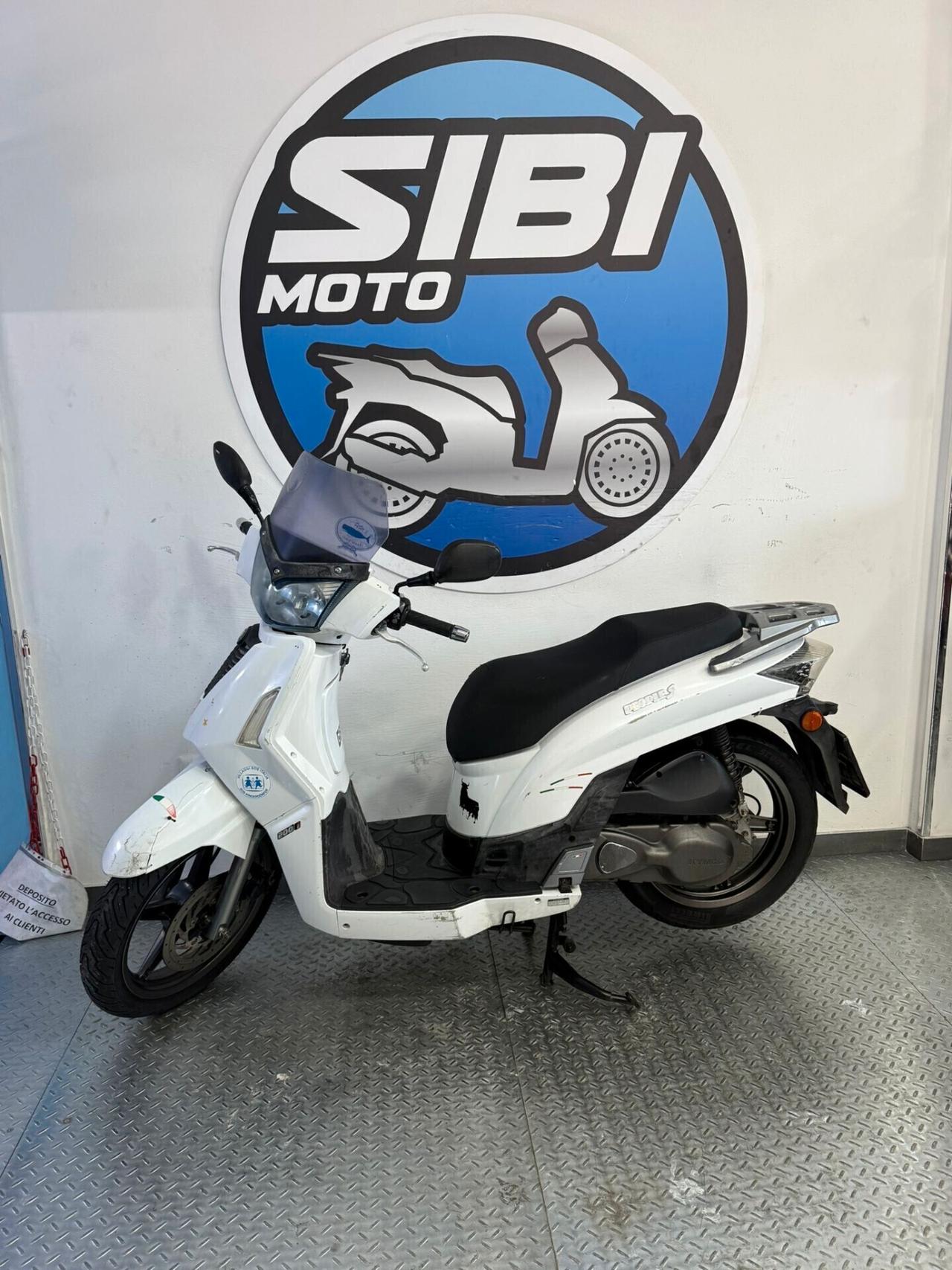 Kymco People S 200