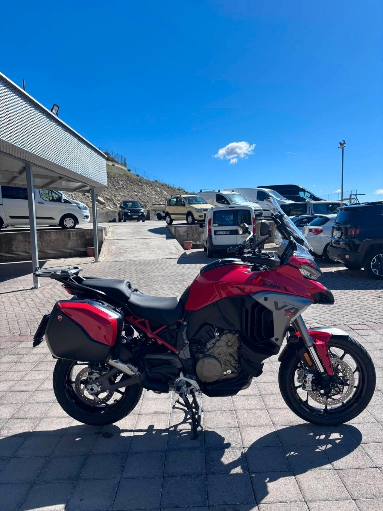 DUCATI MULTISTRADA V4S