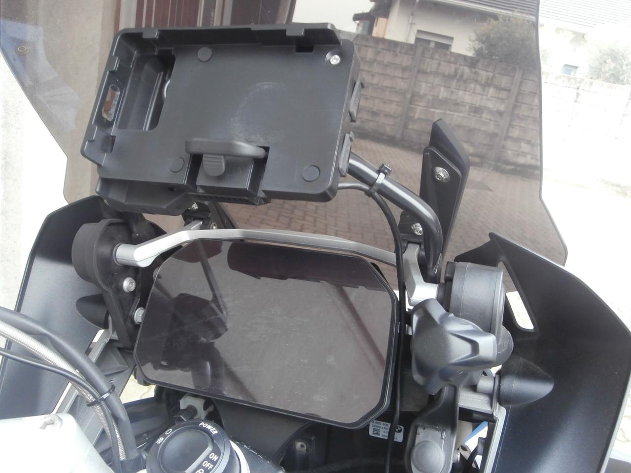 Bmw R 1200 GS Rallye del 2018 compreso tagliando, trapasso, garanzia.