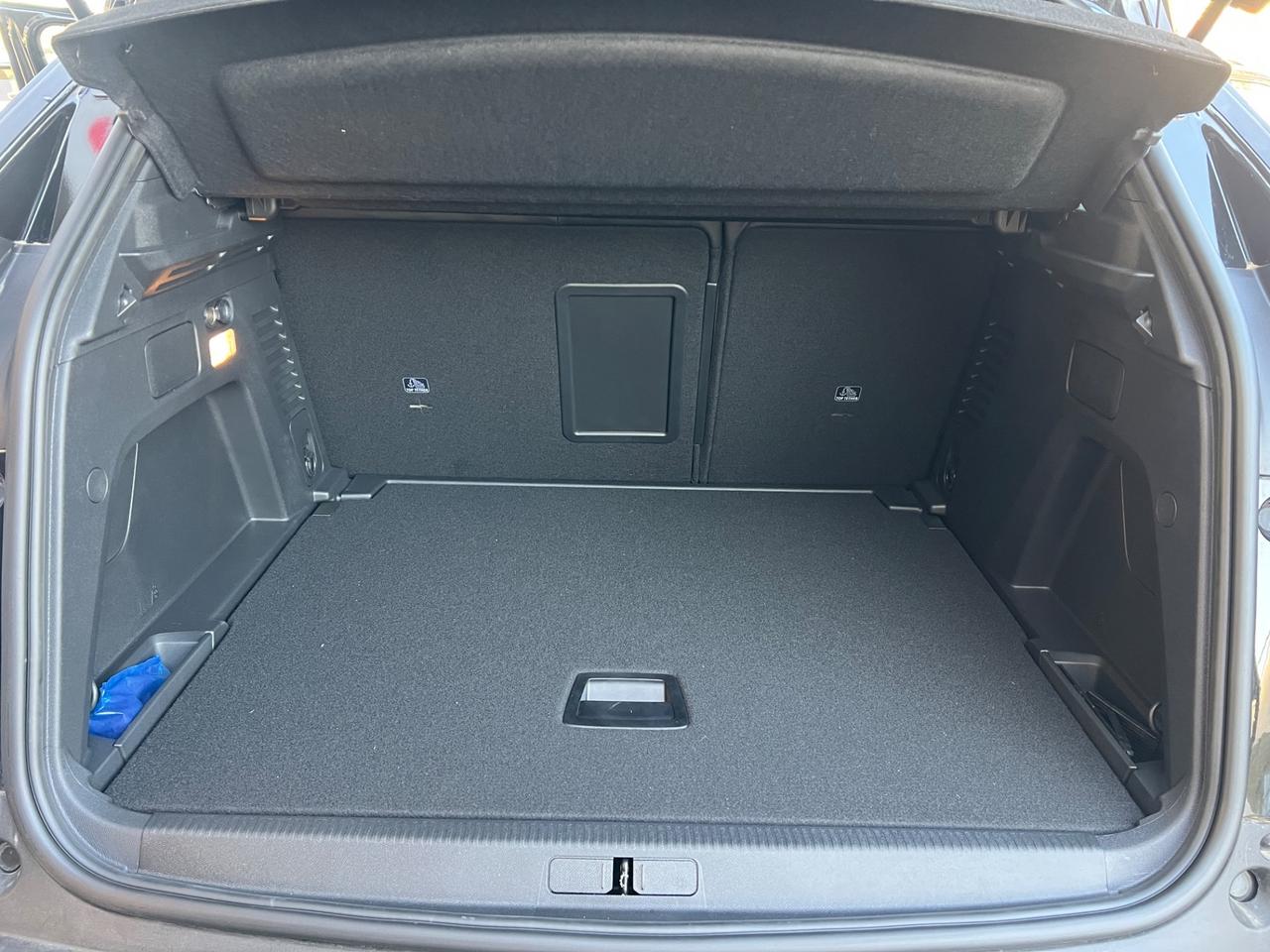 Peugeot 3008 Plug-in Hybrid 195 e-DCS7 GT