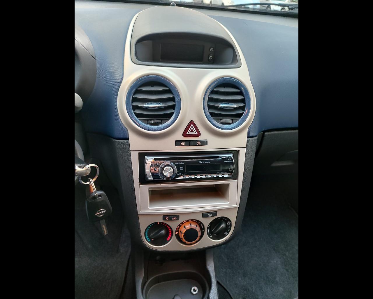 OPEL Corsa 4ª serie - Corsa 1.2 5 porte Club