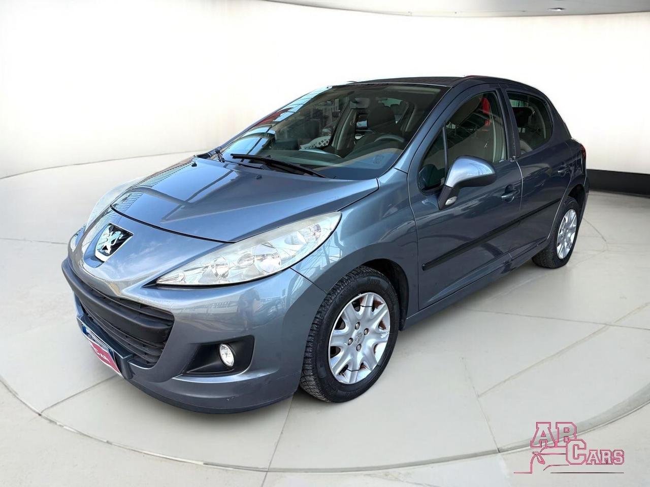 Peugeot 207 1.4 8V 75CV 5p. Active