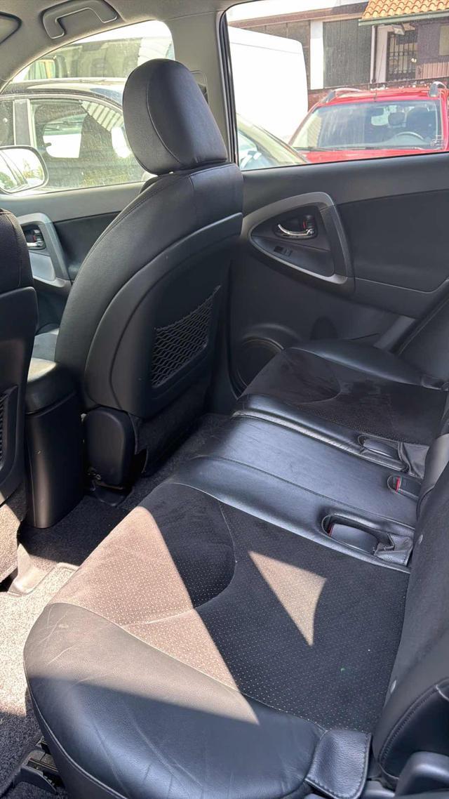 TOYOTA RAV 4 MY23 RAV4 2.2 D-4D 150 CV Lounge