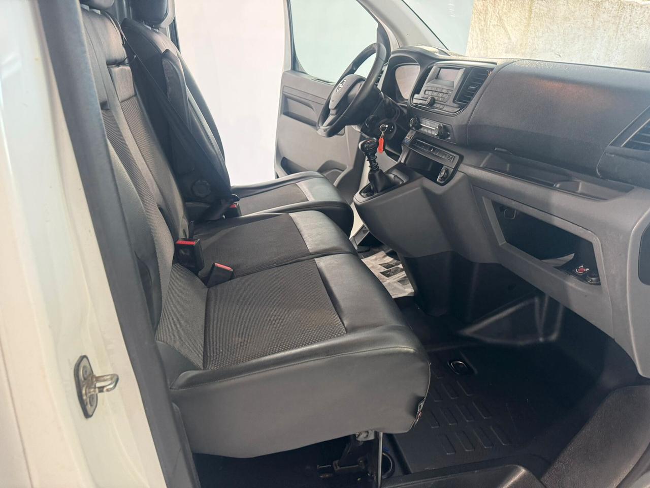 Opel Vivaro 1.5 Diesel 120cv PRONTA CONSEGNA