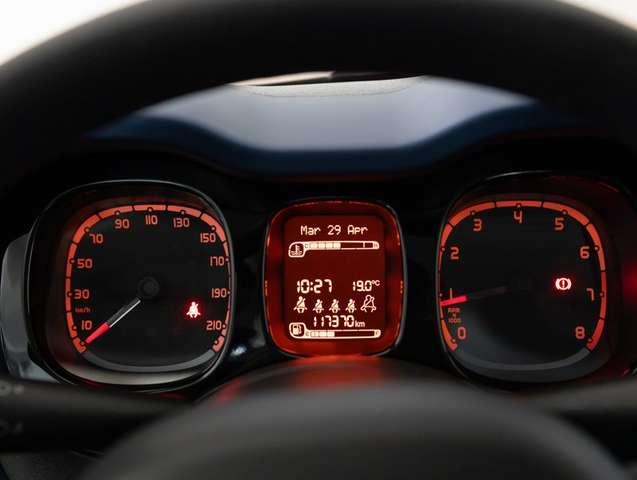 Fiat Panda Panda 1.2 Lounge 69cv Euro 6 -clima-