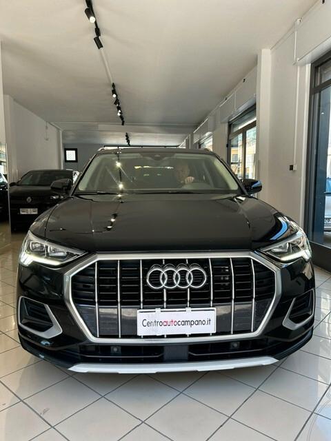 Audi Q3 35 2.0 tdi Advance Business S-tronic