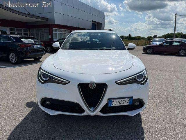 ALFA ROMEO Stelvio Stelvio 2.2 t Business Q4 190cv auto TG : GJ522AX