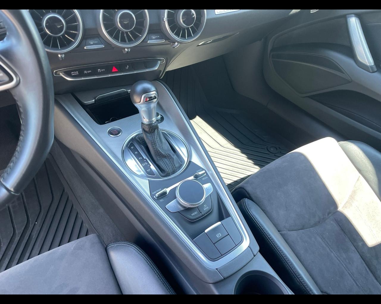 AUDI TT 3ª serie - TT Coupé 2.0 TDI quattro S tronic S line