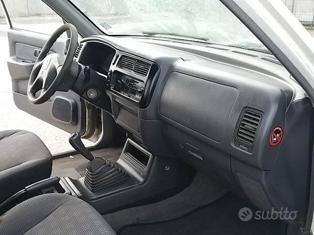 Mitsubishi L200 2.5 TDI 2WD 90CV Cabina Singola