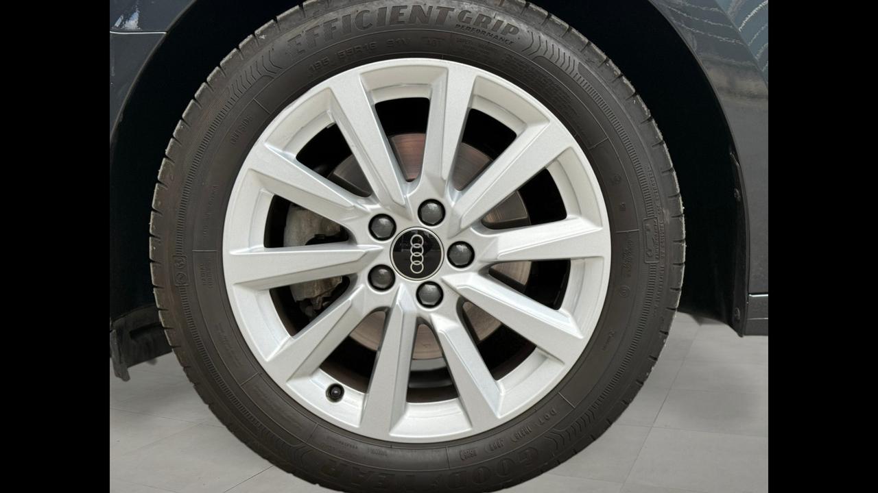 AUDI A1 II 2019 Sportback - A1 Sportback 30 1.0 tfsi Business 116