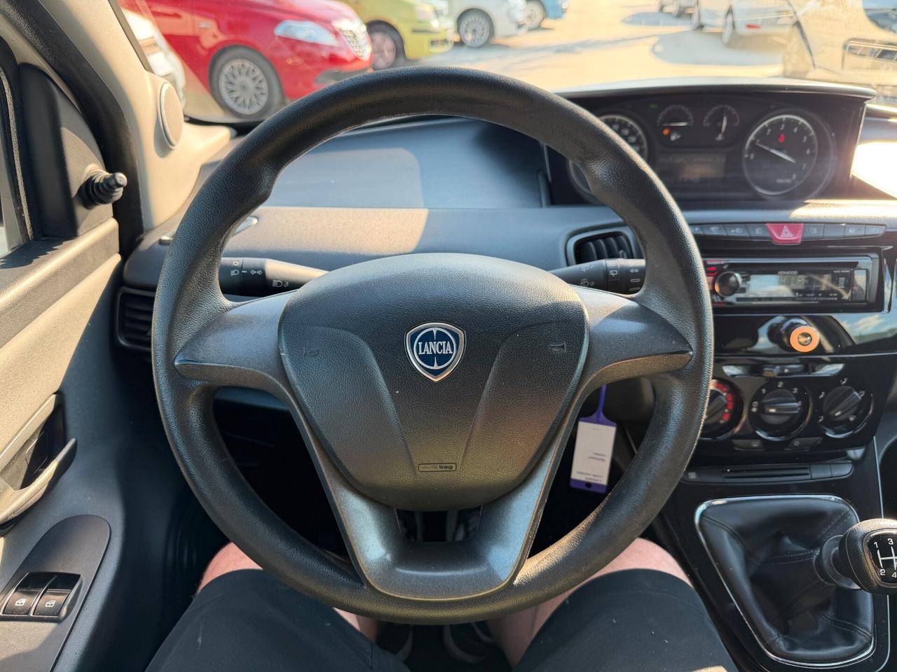 LANCIA YPSILON ANNO 2017 1.2 BENZINA 69 CV