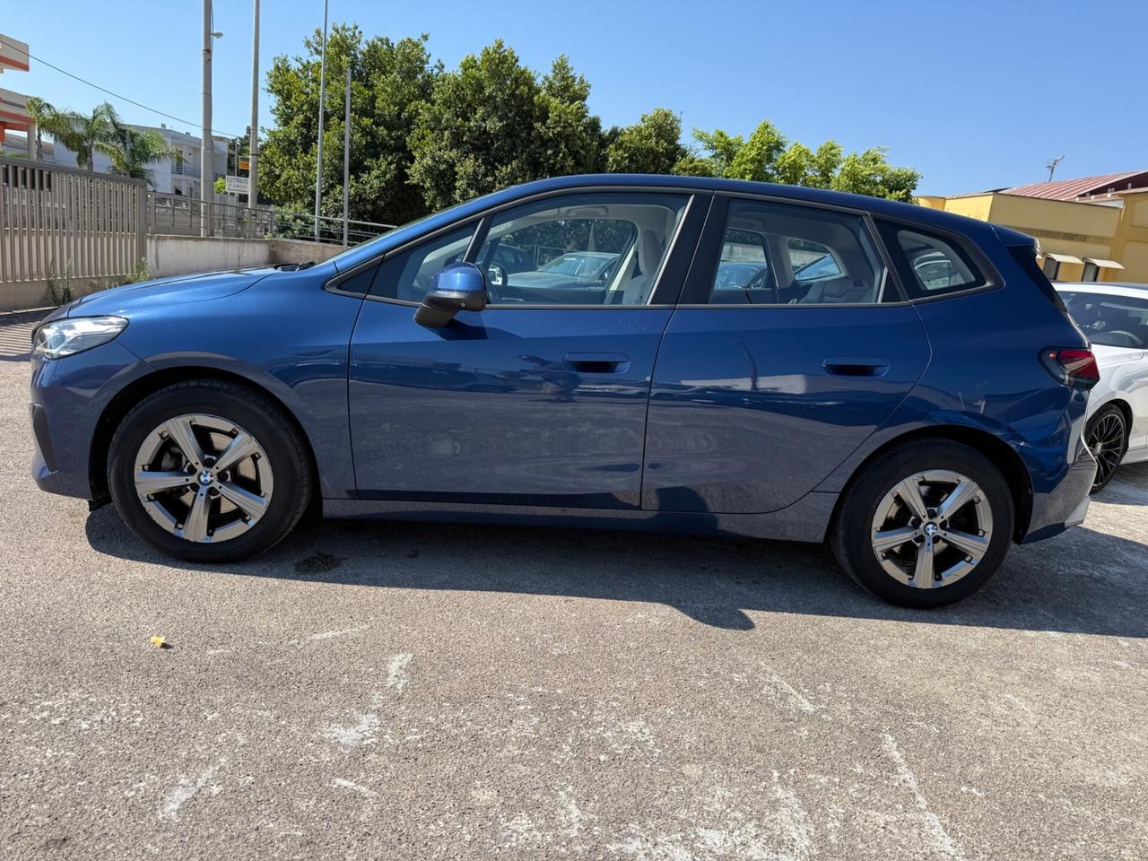 Bmw 2er Active Tourer 218d Luxury