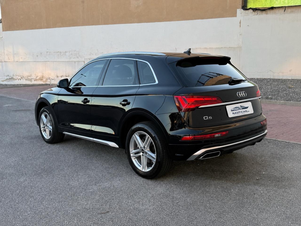 Audi Q5 S line 2023 - 3 anni di GARANZIA
