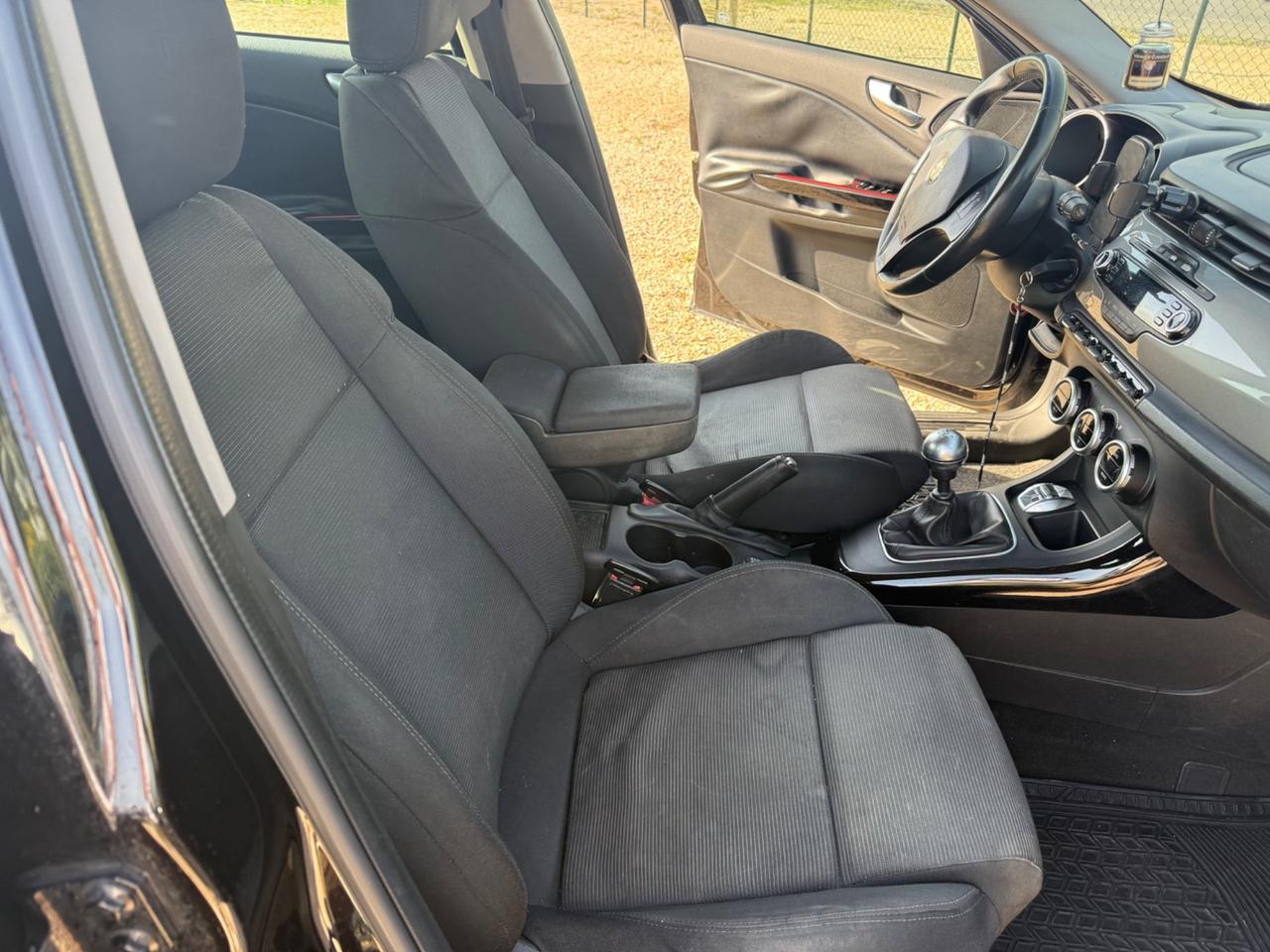 Alfa Romeo Giulietta 1.6 JTDm-2 105 CV 3.999€ PERMUTE
