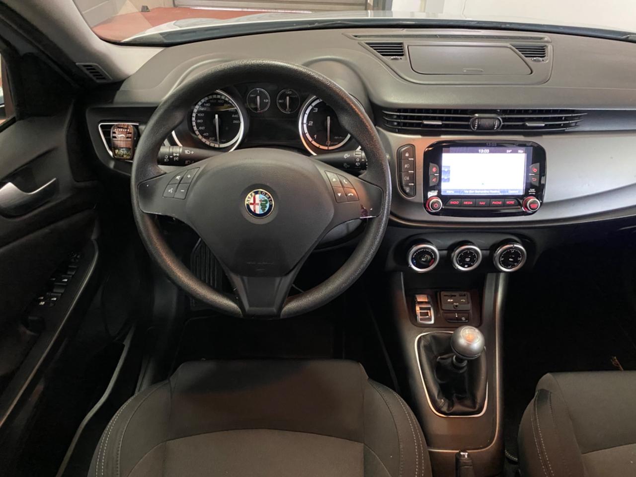 Alfa Romeo Giulietta 1.6 JTDm-2 105 CV Distinctive