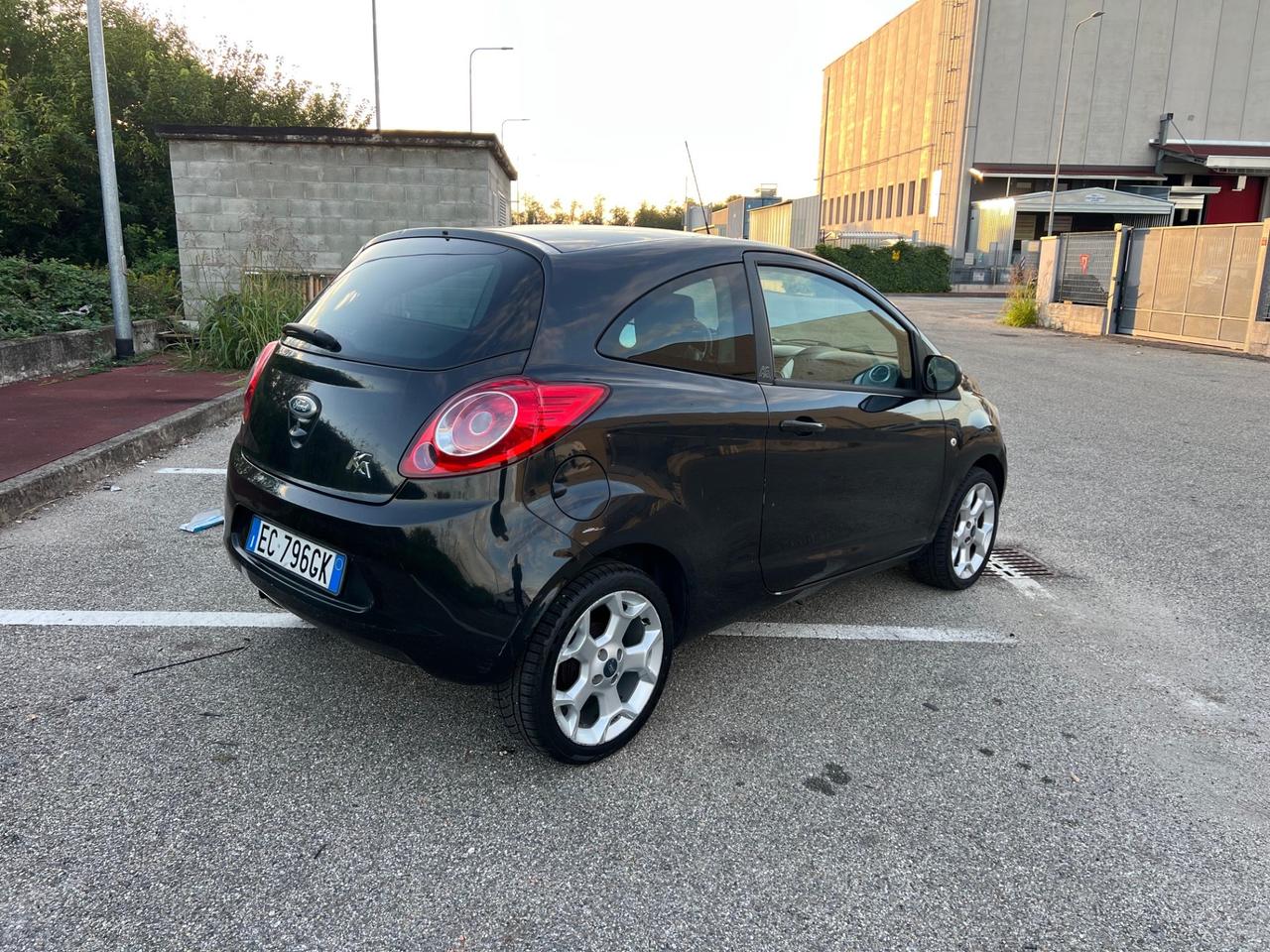 Ford Ka 1.2 8V 69CV Titanium